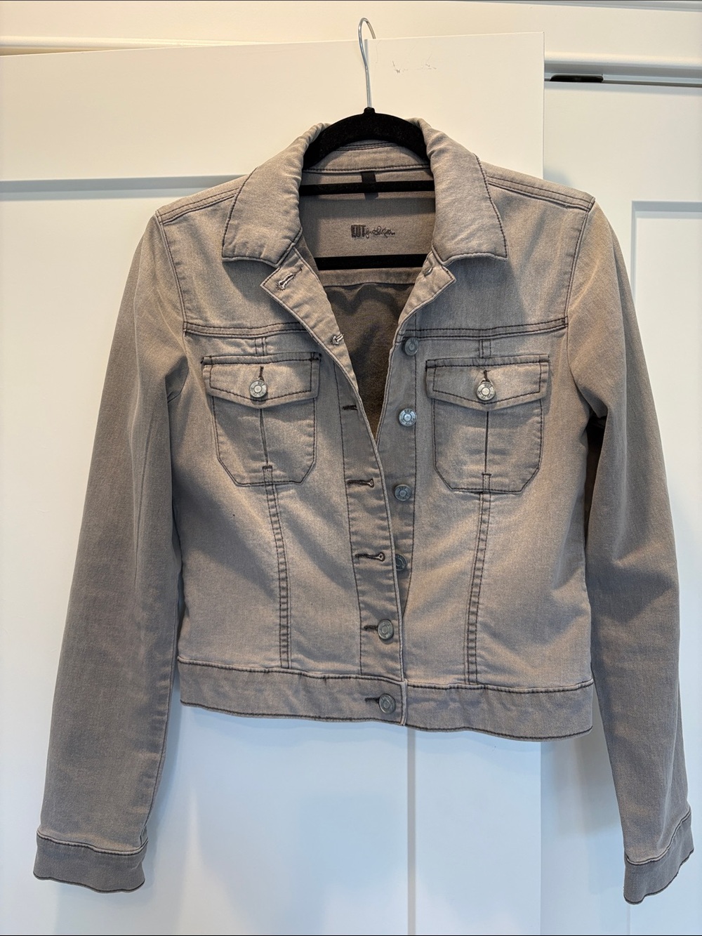 Kut from the Kloth Light Gray Denim Jacket size Medium